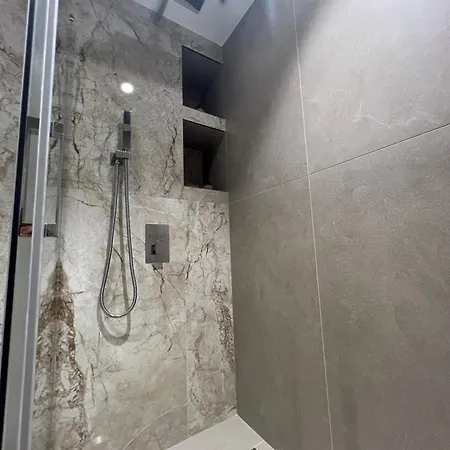 Luxury In Пловдив