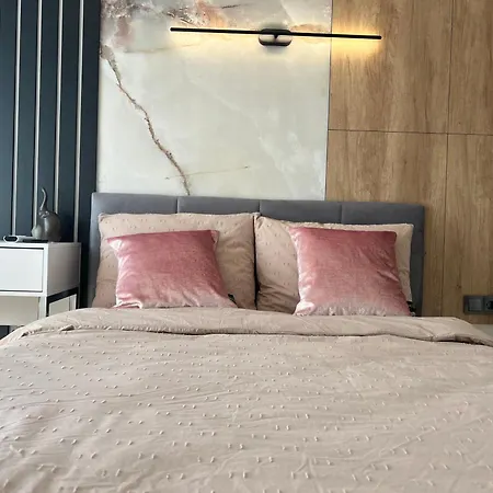 Апартамент Luxury In *