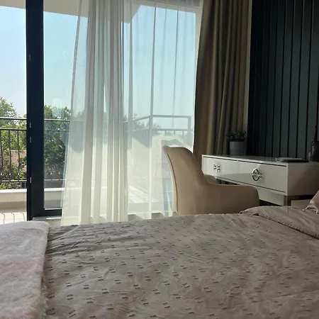 Luxury In Апартамент *